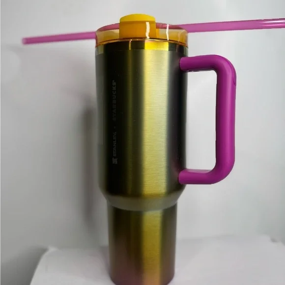 LIMITED EDITION STARBUCKS VS STANLEY Summer 2024 40 oz Tumbler Purple Gold - Picture 4 of 10